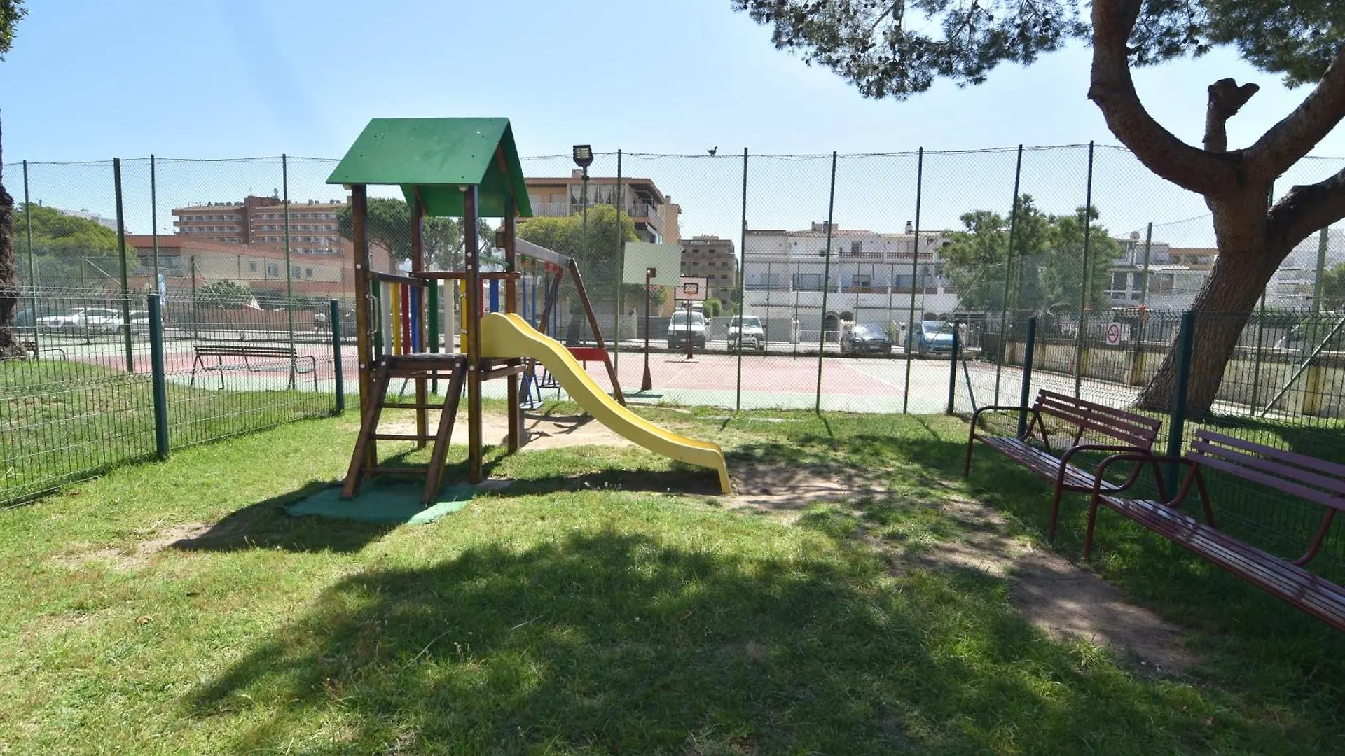 Rnet - 600 Tramuntana 02-17 A Apartment Roses Spain